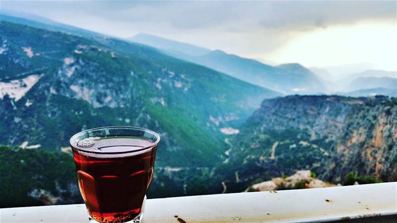 🍵 A cup of tea 😍 on a view of the Akkar Mountains🌄 📷 LEBANON - AKKAR -... (`Akkar, Liban-Nord, Lebanon)