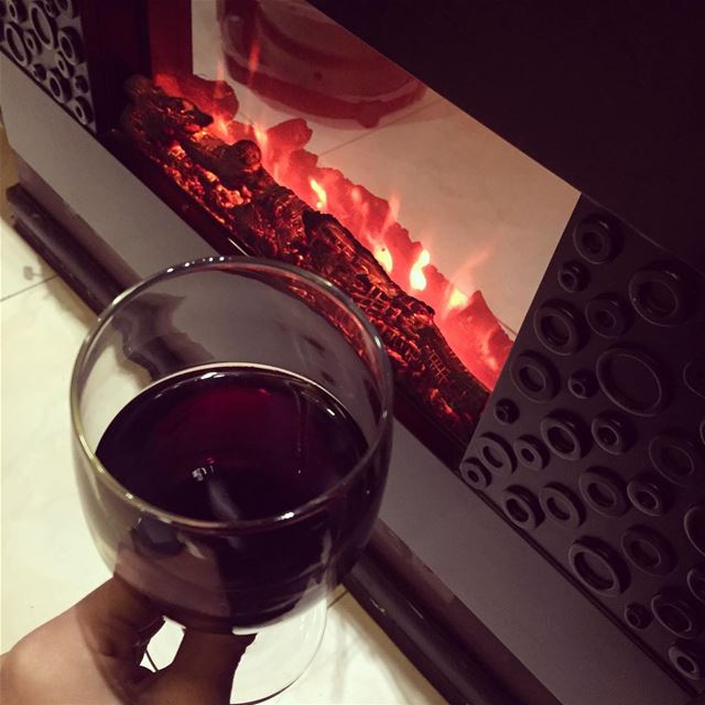 A glass of wine / day is a must 🍷Resveratrol helps burning your extra...