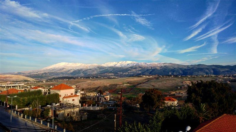 |·A·MASTERPIECE·|☁☁  neverboredofthisview   winter2k18   sundaypost @livelo (Marjayoûn, Al Janub, Lebanon)