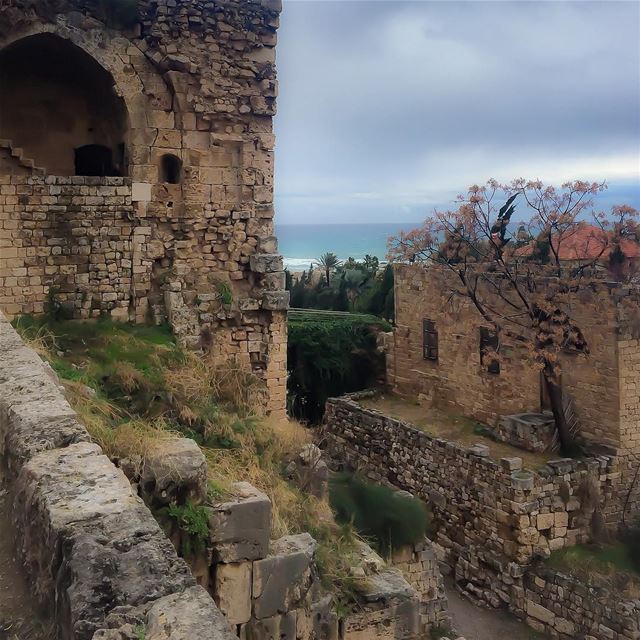 Abandoned places  oldstones  ruins  history  princely_shotz  ig_mood ... (Byblos - Jbeil)