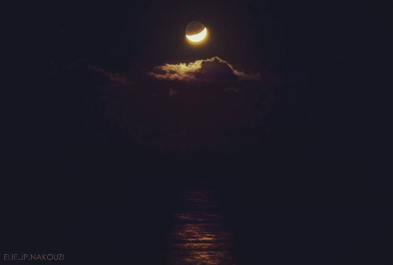 About last night...  nikon  photography  lebanon  fun  night  simple  moon... (Marina Dbaye)