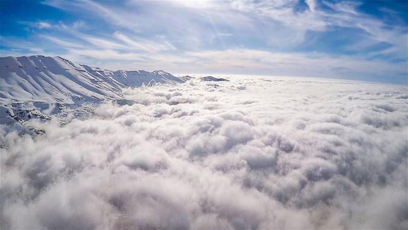 Above the  clouds :)  AnEyeInTheSky lebanon  lebanon_hdr  beirut ... (Arz)