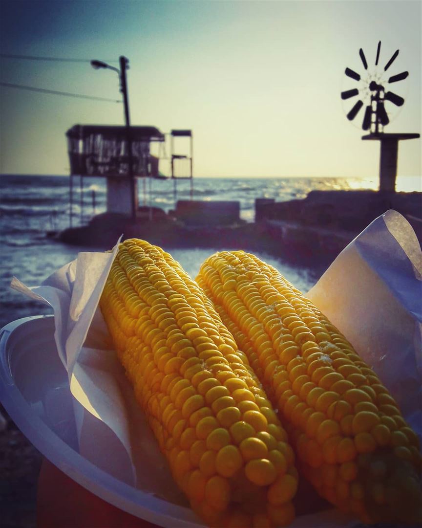 Always end the day with a positive thought and salty sweet corn 🌽🌽🌽🌽... (Enfé, Liban-Nord, Lebanon)