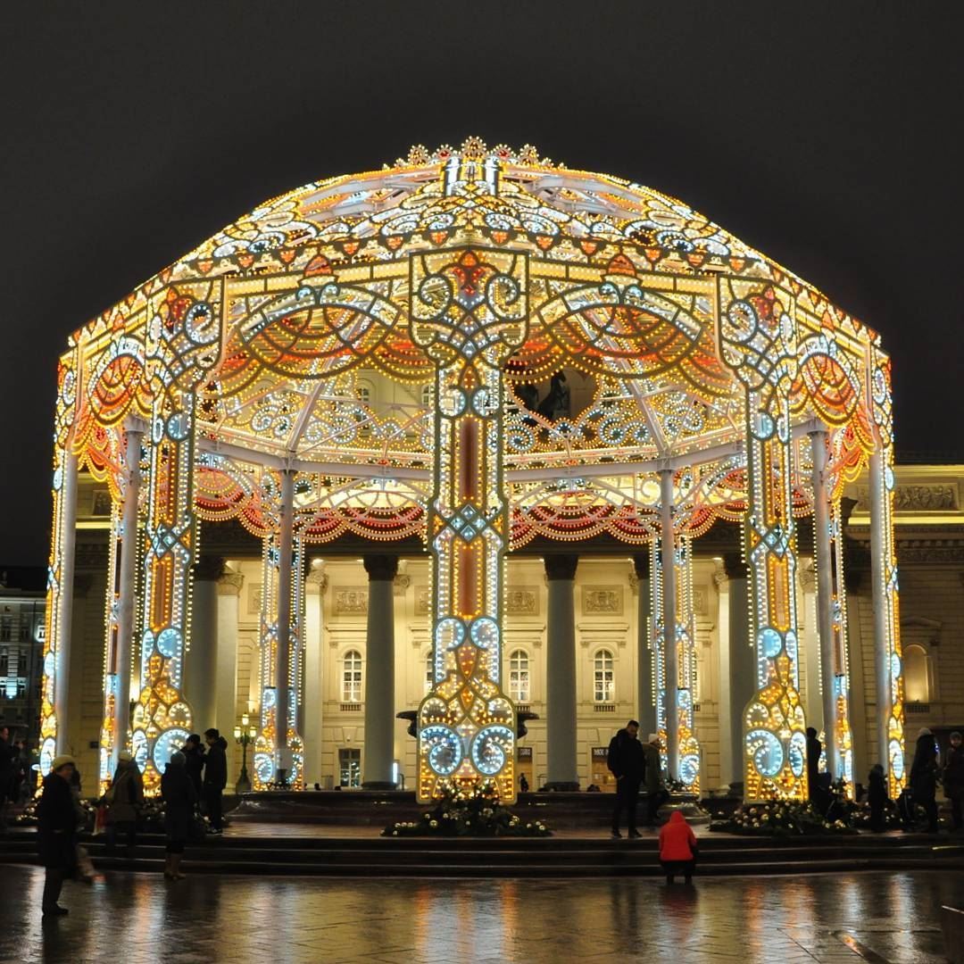 Amazing Christmas Decoration... The big theater in Moscow moscow ... (Большой театр России / Bolshoi Theatre of Russia)