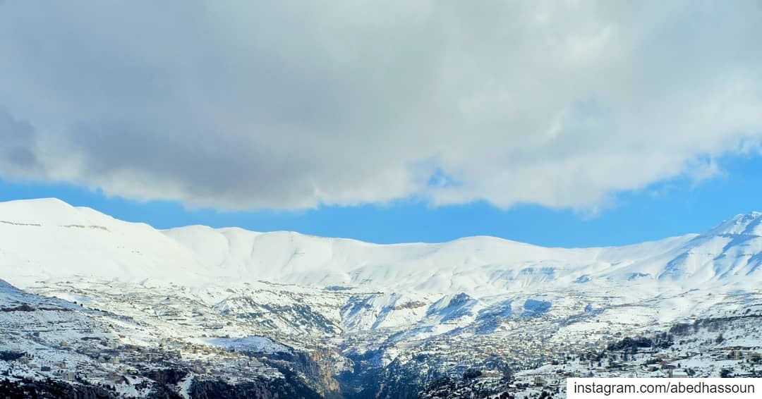 Amazing landscape ❄❄❄.............. LiveLoveBcharri  بشري  ... (Bcharri, Liban-Nord, Lebanon)