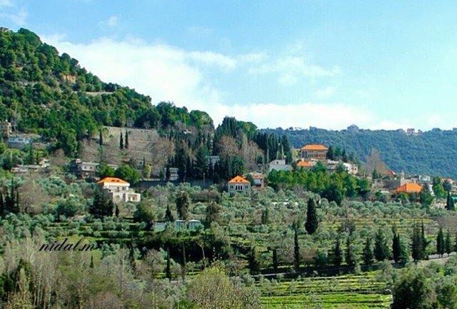 Amazing view from  batoun  mountlebanon Photo by @nidal.majdalani Share... (Batloun, Mont-Liban, Lebanon)
