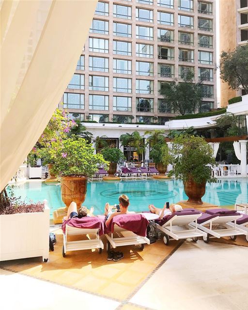 Amethyste Lounge @amethystelounge é como é conhecida a área de lazer do icô (Phoenicia Hotel Beirut)