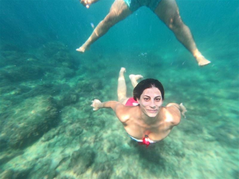 Amorini was doing some underwater moves and me...well... Jusy chilling and... (El Berbâra, Mont-Liban, Lebanon)