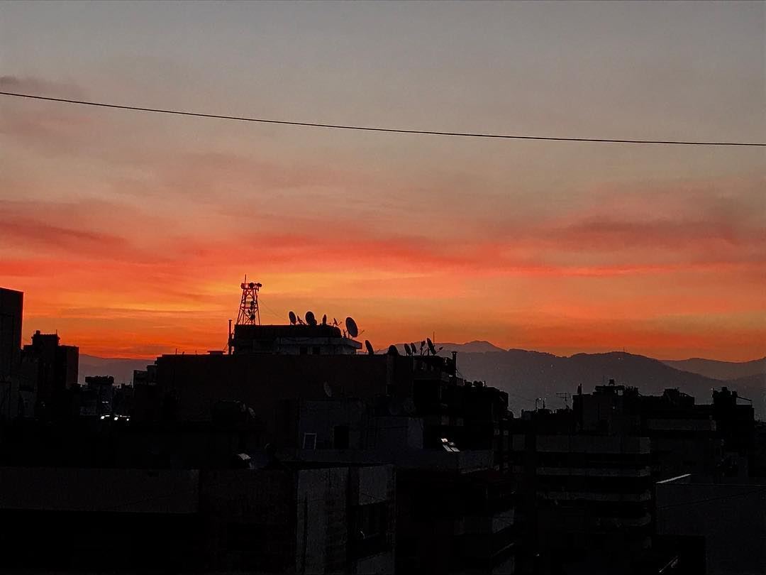 And now ! Good morning Lebanon 🇱🇧 beirut  lebanon  sunrise ...