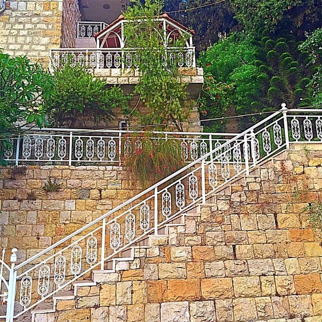 And the house chose delicate white rails to wrap around its stairs  house ... (Aley-mont Liban)