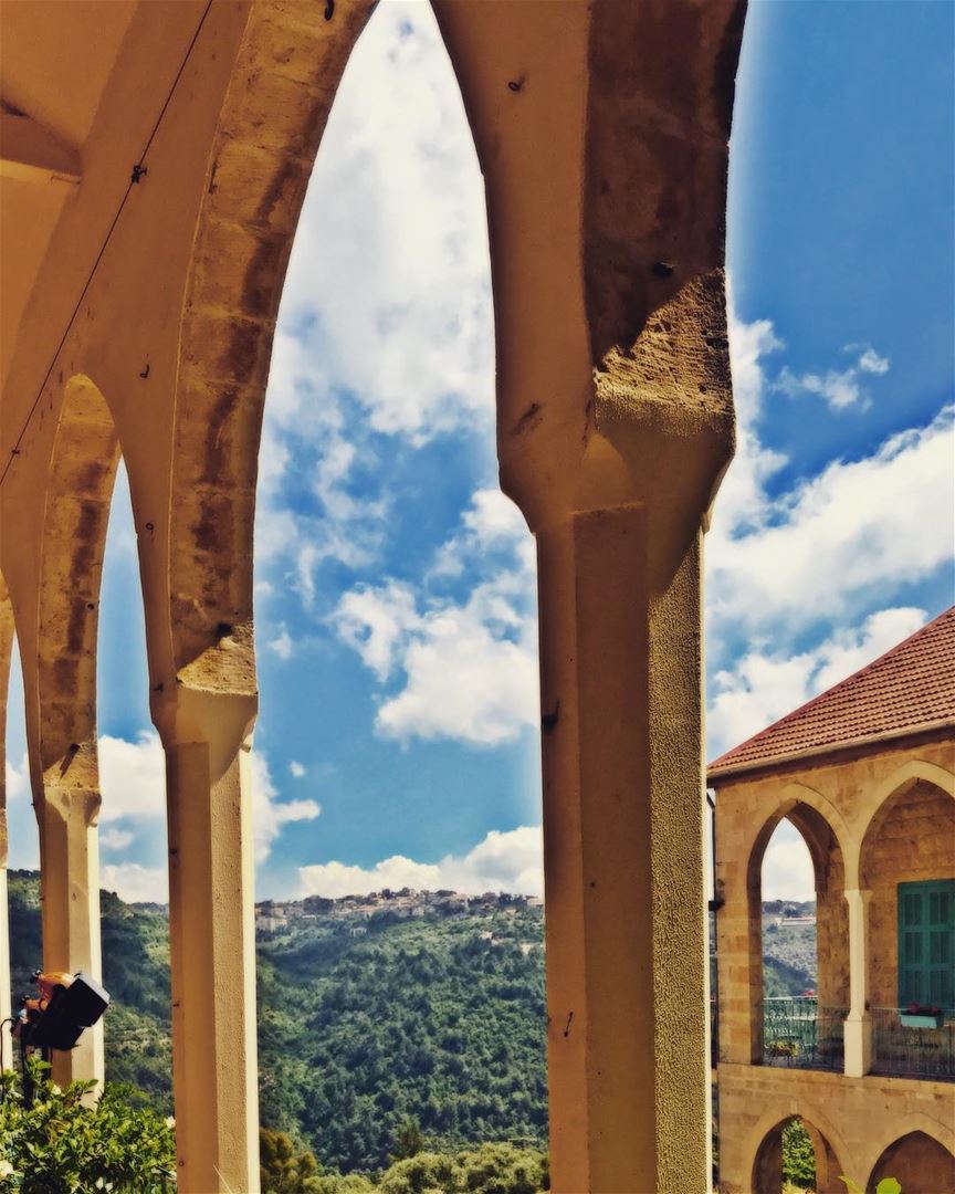 🔆 Arcade  Window  Heritage  Old  Traditional  Proportions  ArchiLovers ... (Deïr El Qamar, Mont-Liban, Lebanon)