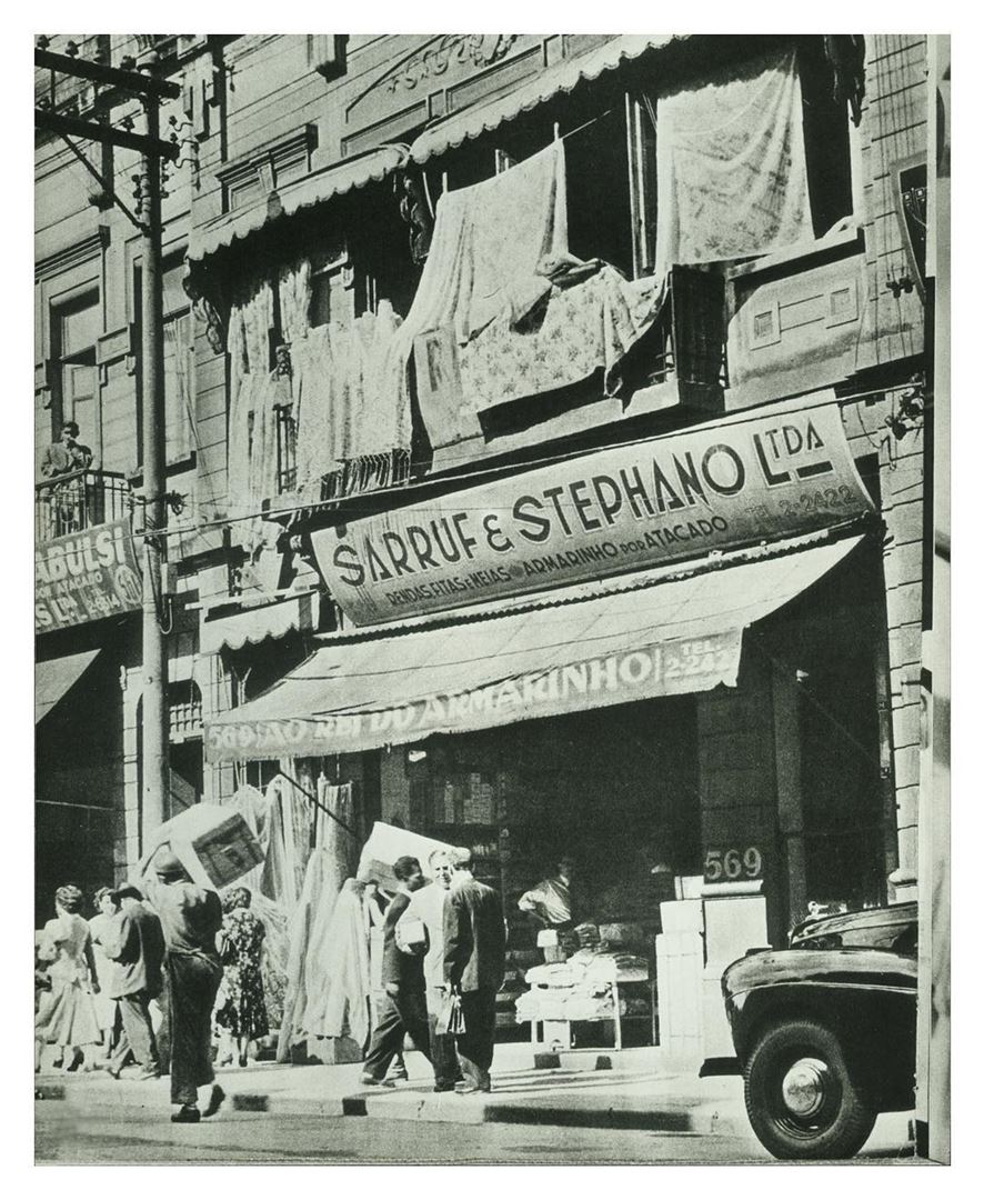 Arquivos da Diáspora: Loja de imigrantes libaneses na rua 25 de Março, em... (Rua 25 de Março)