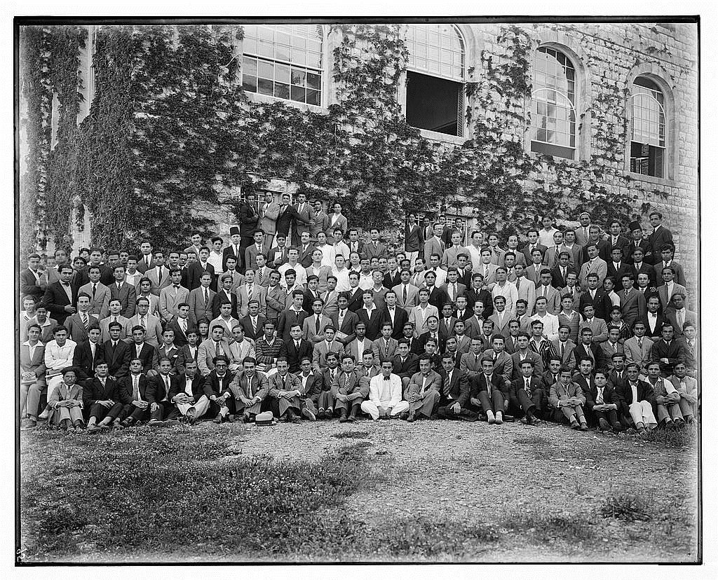 AUB Students  1914 