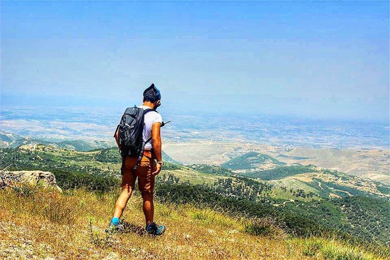 Avoid the  confusion go into  illusion.  hike  nature   lebanon  saytrees... (Al Qubayyat, Liban-Nord, Lebanon)