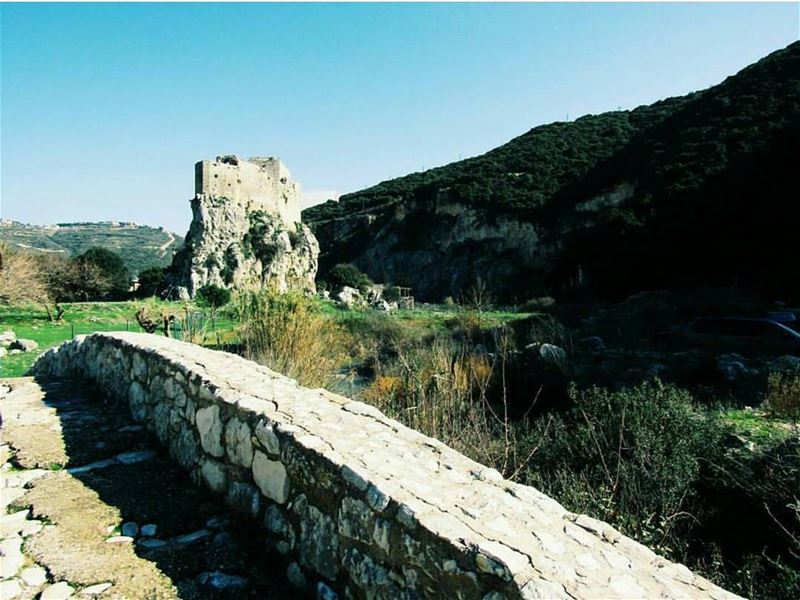  batroun  hamat  msaylha  castle  fortress  bebatrouni  lebanon ... (Msaylha Castle)