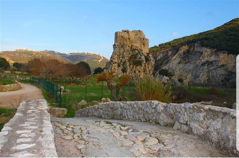  batroun  hamat  msaylha  castle  fortress  bebatrouni  Lebanon ... (Mseilha Fort)