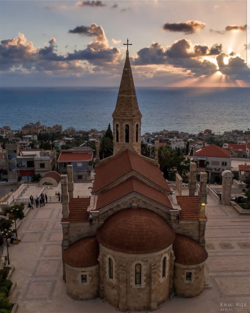  batroun  kfarabida  البترون_سفرة  church  sunset  mediterraneansea  sea ... (Kfar Abida)