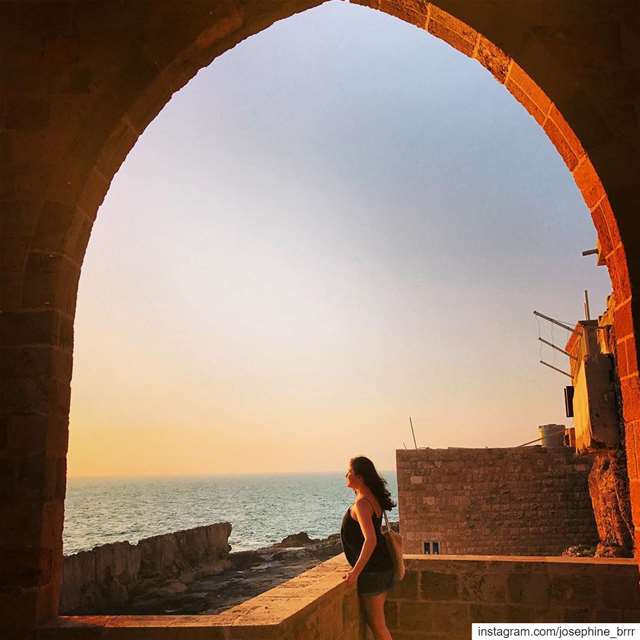 Bâtroun (Lebanon) - Sunset on the seashore near the Phoenician Wall. ... (لبنان البترون)