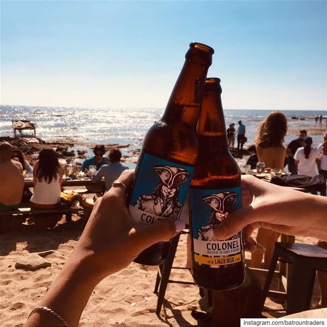  batroun  البترون_سفرة  beach @colonelreefbatroun @colonelbeer  cheers ... (Colonel Beach Bar)