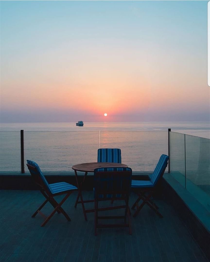  batroun  البترون_سفرة  seaview  hotel  sunset  sea  mediterraneansea ... (Sea View Hotel)