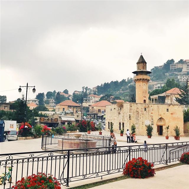•Beautiful Deyr El Qamar••• Lebanon  DeyrElQamar  igerslebanon ... (Deïr El Qamar, Mont-Liban, Lebanon)