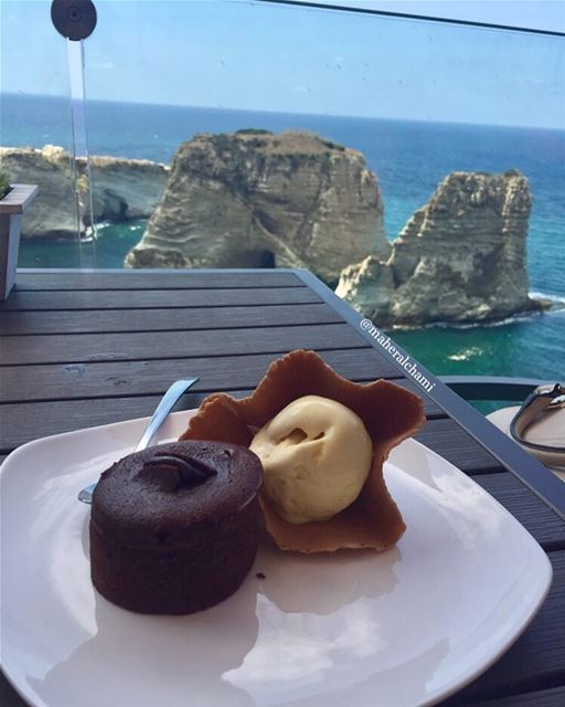 😋 beauty . . sweet  souffle  fondant  lava  icecream  cake  chocolate ... (Beirut, Lebanon)