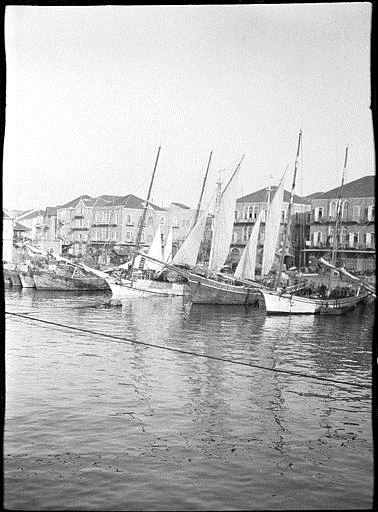 Beirut harbour  1911