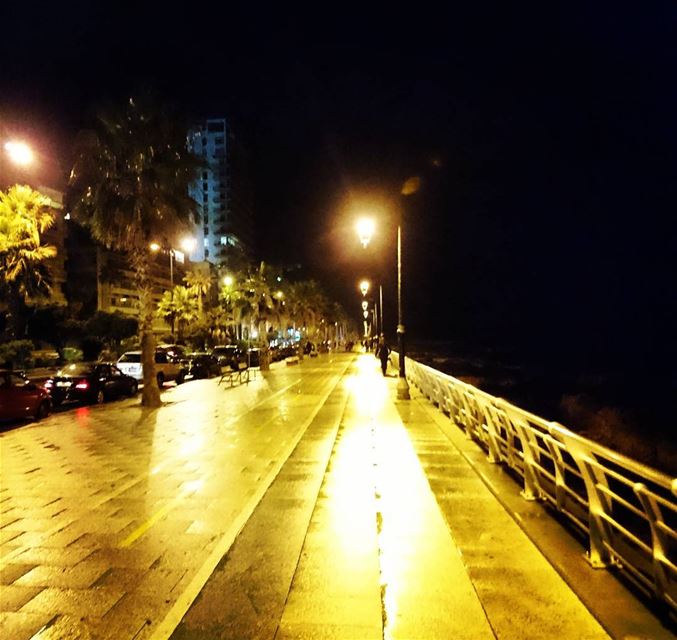  Beirut  Lebanon  at  night  rain  rainy  weather  water  front  corniche ... (Beirut Waterfront)