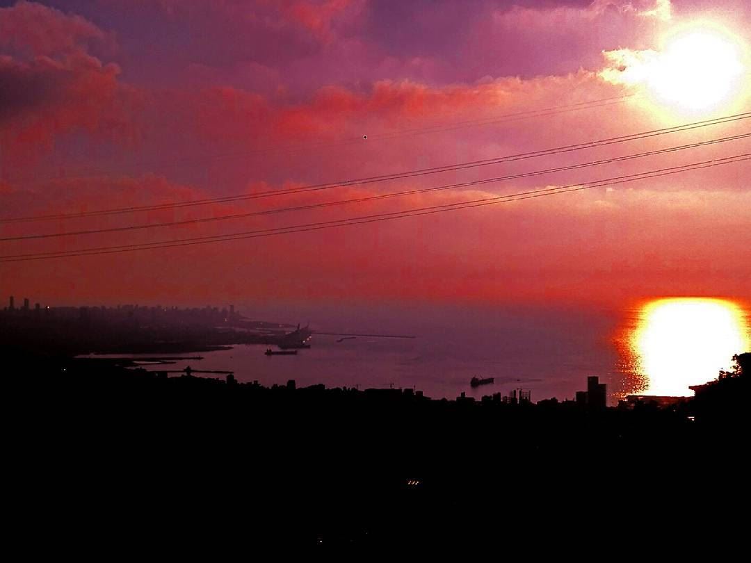 Beirut under a blood red sky. sun  sunsetporn  beautiful  beauty  view ... (Er Râbié, Mont-Liban, Lebanon)