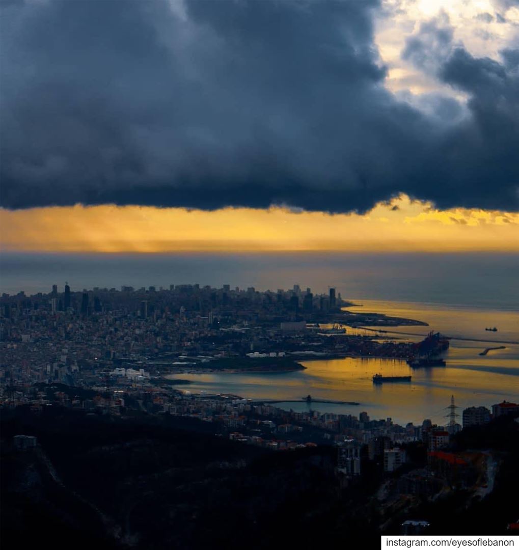 Beirut under the storm ⛈ Credits to @elio_haddad ・・・  lebanon 🇱🇧  night... (Beirut, Lebanon)