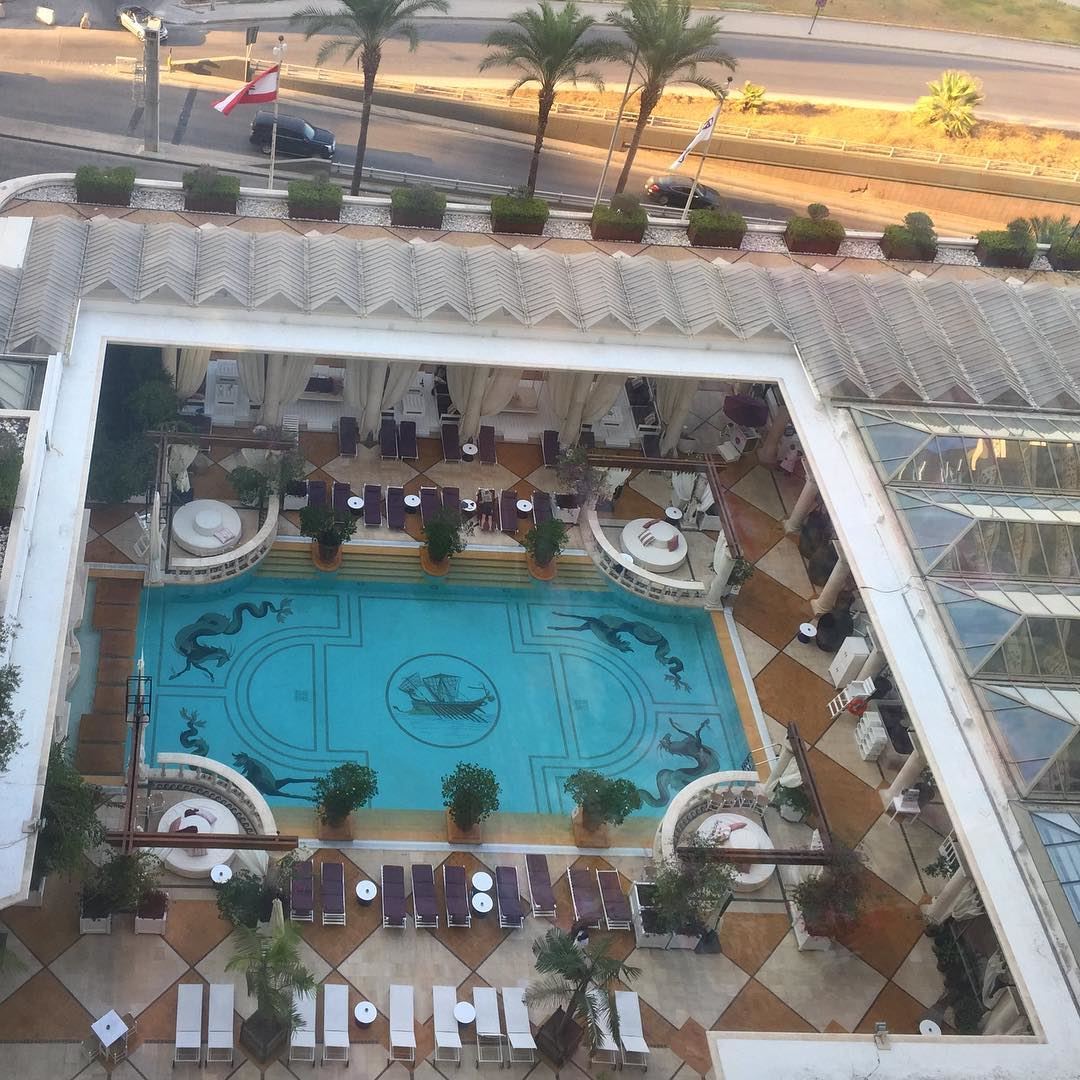  beirutconnected  beirut  phoeniciahotel  pool  lebanon  ig_lebanon ... (Phoenicia Hotel Beirut)
