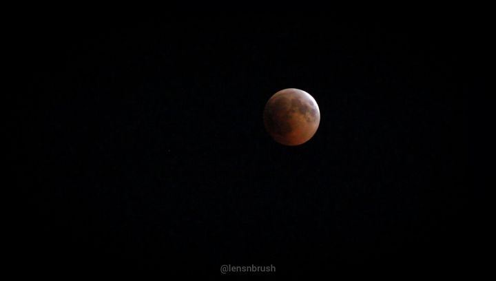 Blood Moon dominates Lebanon's night sky with its longest total lunar...