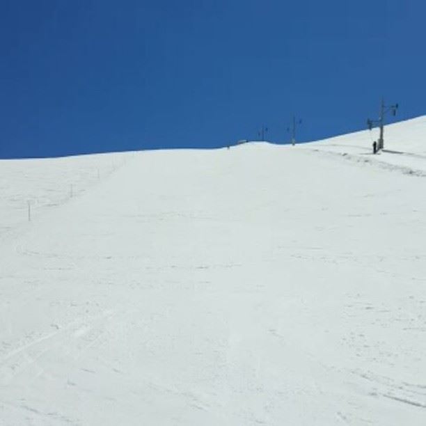 Born to ski ❄🎿⛷ groupez  skischool  ski  snow  borntoski  winterseason ... (Mzaar Ski Resort)