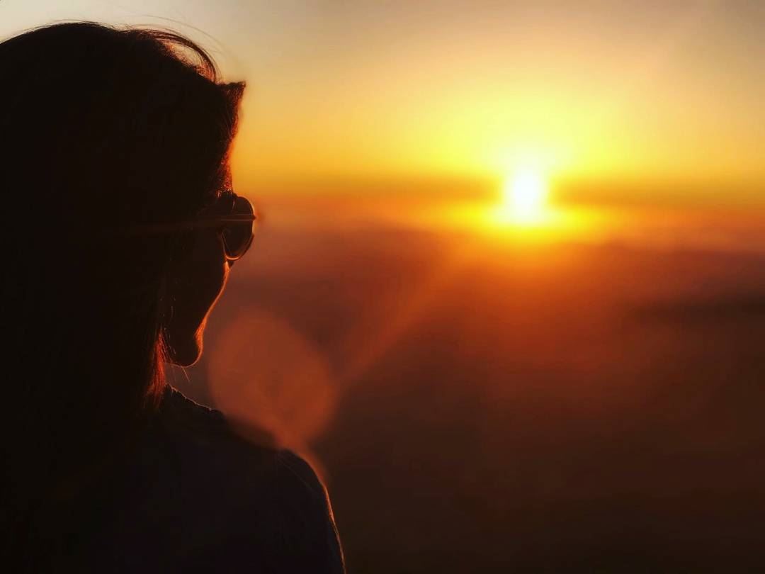  breathe 🔥📸 @rawadthenomad sunsetcolors .......... (Faraya, Mont-Liban, Lebanon)