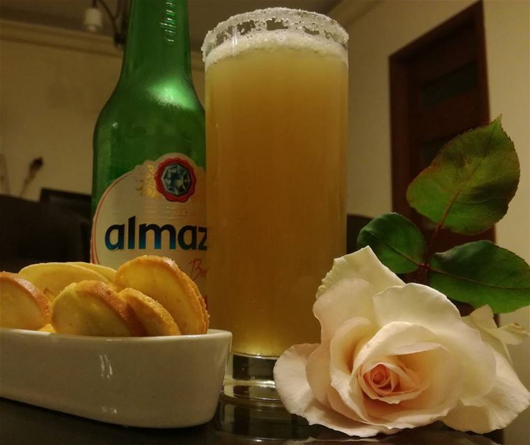 Cheers People 😄 cheers  relax  almaza  night ...
