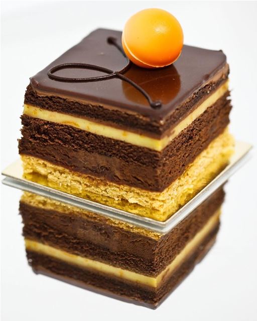 Chocolate layers 🍰, @lechaudron.lb .... saraheidphotography  food ...