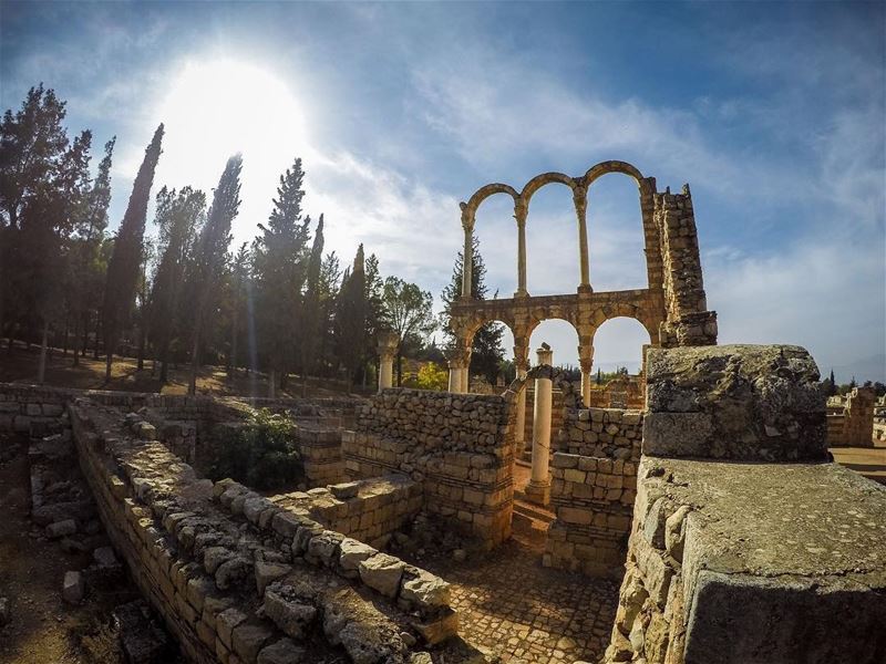 City of the Sun ☀️.. whatsuplebanon  instagram  lebanon_hdr ... (Umayyad Anjar Ruins)
