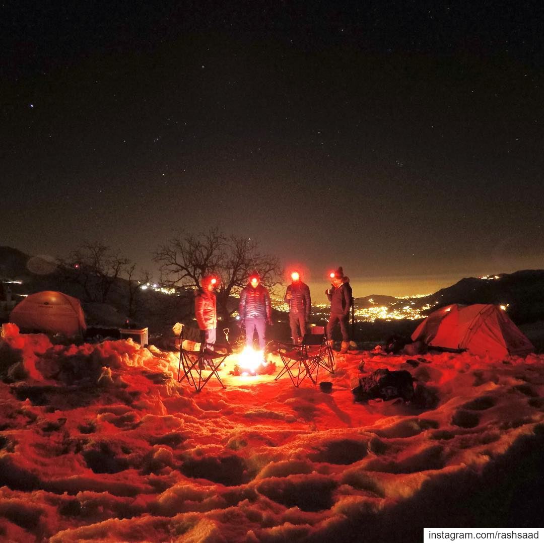 Cold starry nights and warm fires 🏔❄️⛺️🔥 .... camping  snow  sannine... (Mount Sannine)