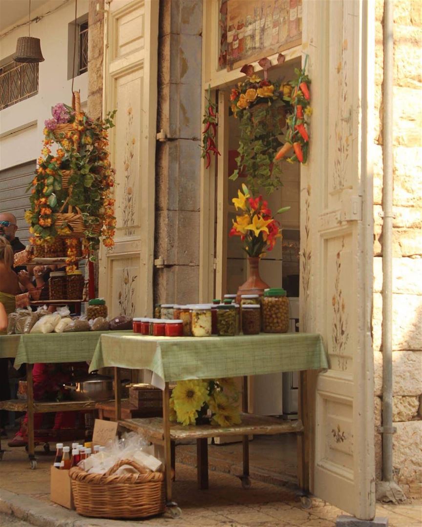  colorfully  traditionalfood  traditionalmarket  lovelyvillage  amazing... (Douma, Liban-Nord, Lebanon)
