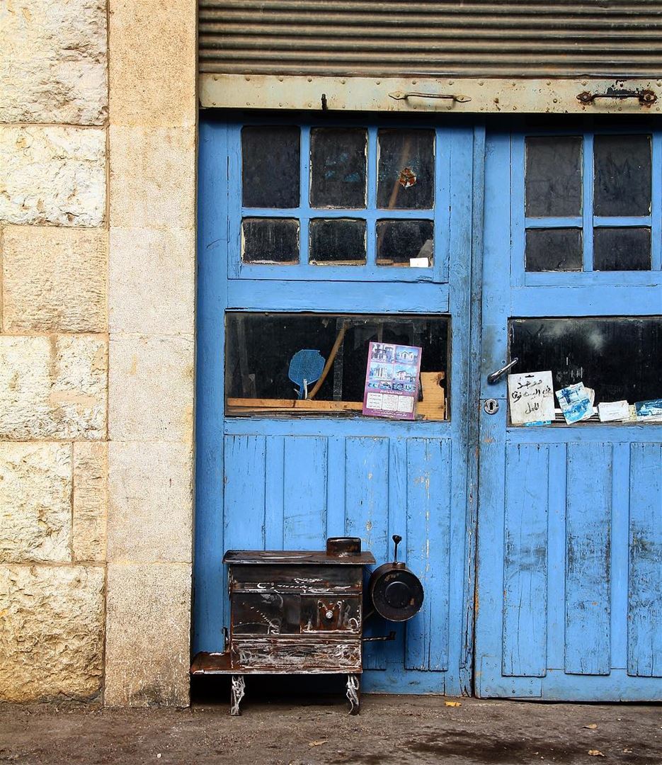 Cycle of life, what changes do you carry us.. winter  season  door  blue... (Douma, Liban-Nord, Lebanon)