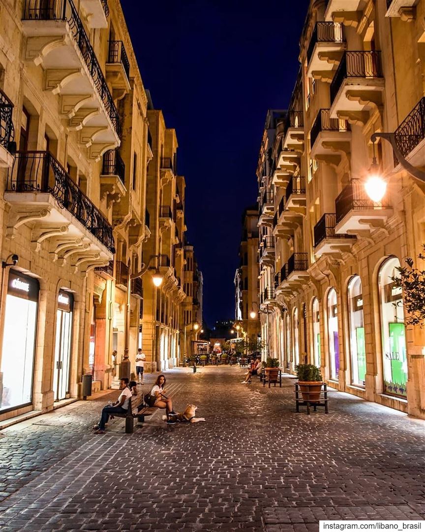 🇱🇧🇧🇷 Da arquitetura ao estilo de vida cosmopolita, a capital libanesa,... (Downtown Beirut)