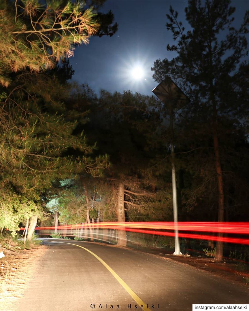 Dark Night, Full Moon, Car Lights 💫... Hseiki  Lebanon ... (Baïssoûr, Mont-Liban, Lebanon)