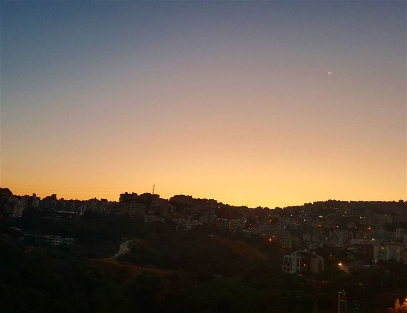 Dawn or Dusk?  spythemoon ... Lebanon  dawn  sunrise  Metn ...