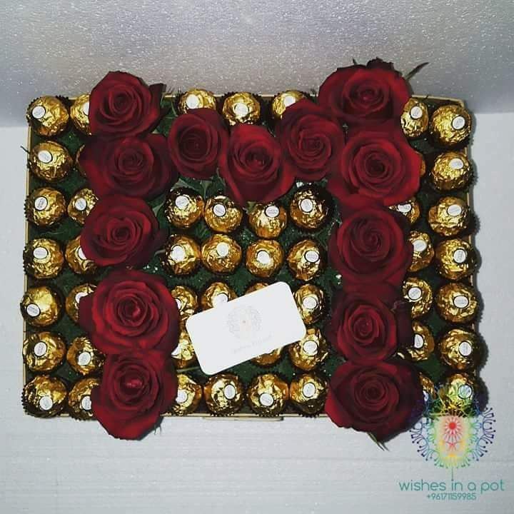  Day8 Lettering with roses box 25% off❤Tag whom you wish she/he receives...