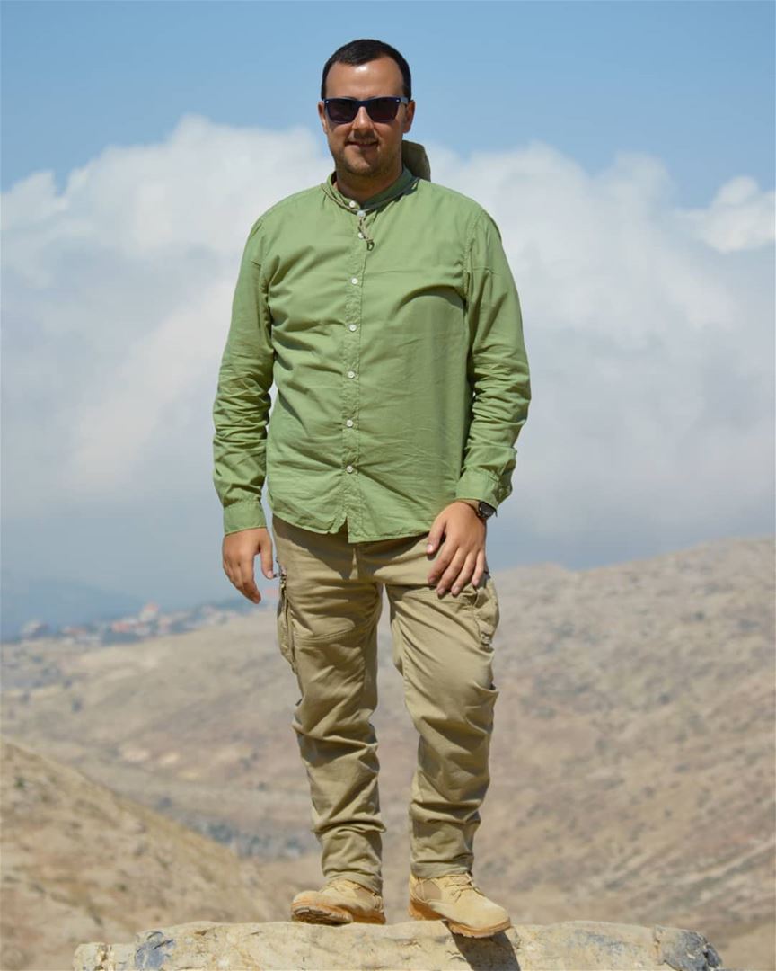  dayinnature  dayout  safari  offroad  mountain  royalkhoury  man  guy ... (Al Nawahir-Horsh Ehden)