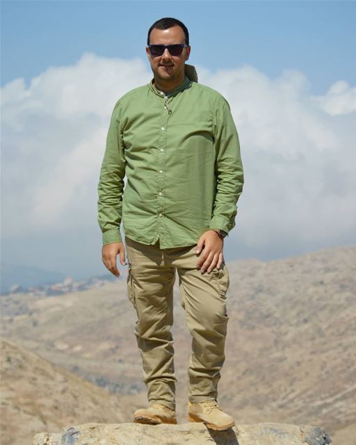  dayinnature  dayout  safari  offroad  mountain  royalkhoury  man  guy ... (Al Nawahir-Horsh Ehden)