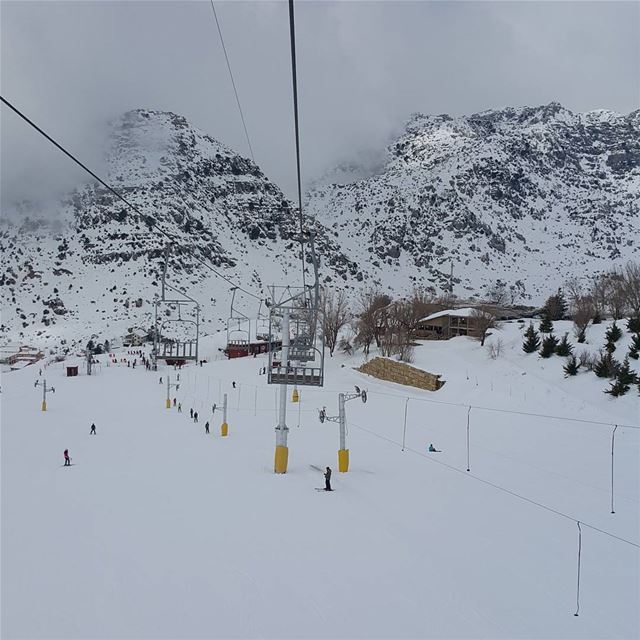  dayoff  lebanon  ski  snow  laqlouq  skilift...