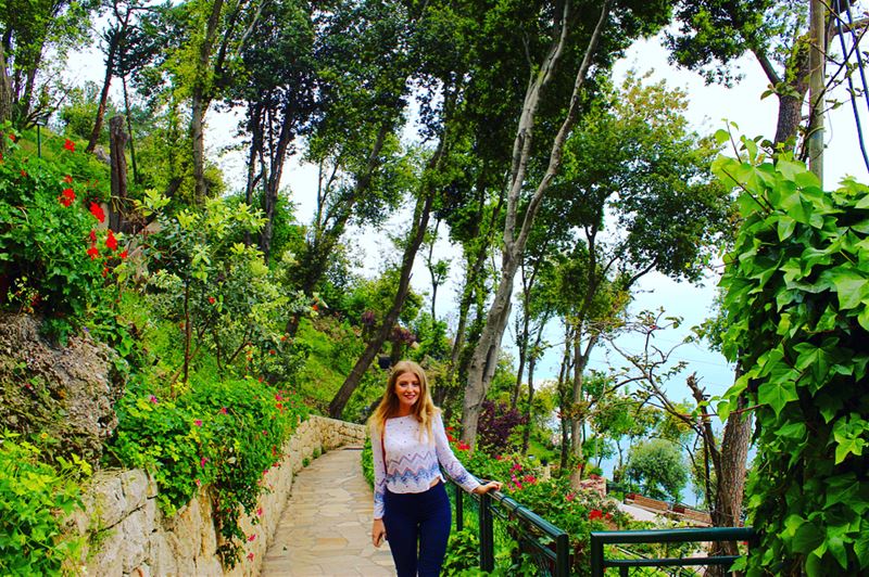Discovering the beauty of Jounieh 🌴🌺  tb  visitlebanon  travel ... (Jounieh)