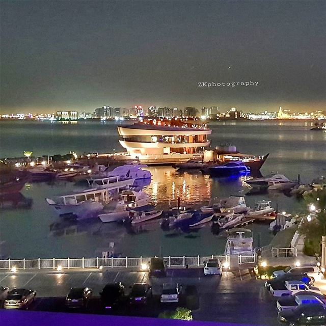 Doha by night ☄ * amazing_qatar  qatarism  clubhdrpro  clubasiapro ... (Hilton Hotel - Doha)