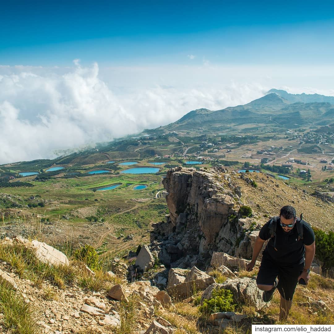 Don't look back keep straight ahead 🚶 Lebanon 🇱🇧  Akoura  Mountains ... (Akoura, Mont-Liban, Lebanon)